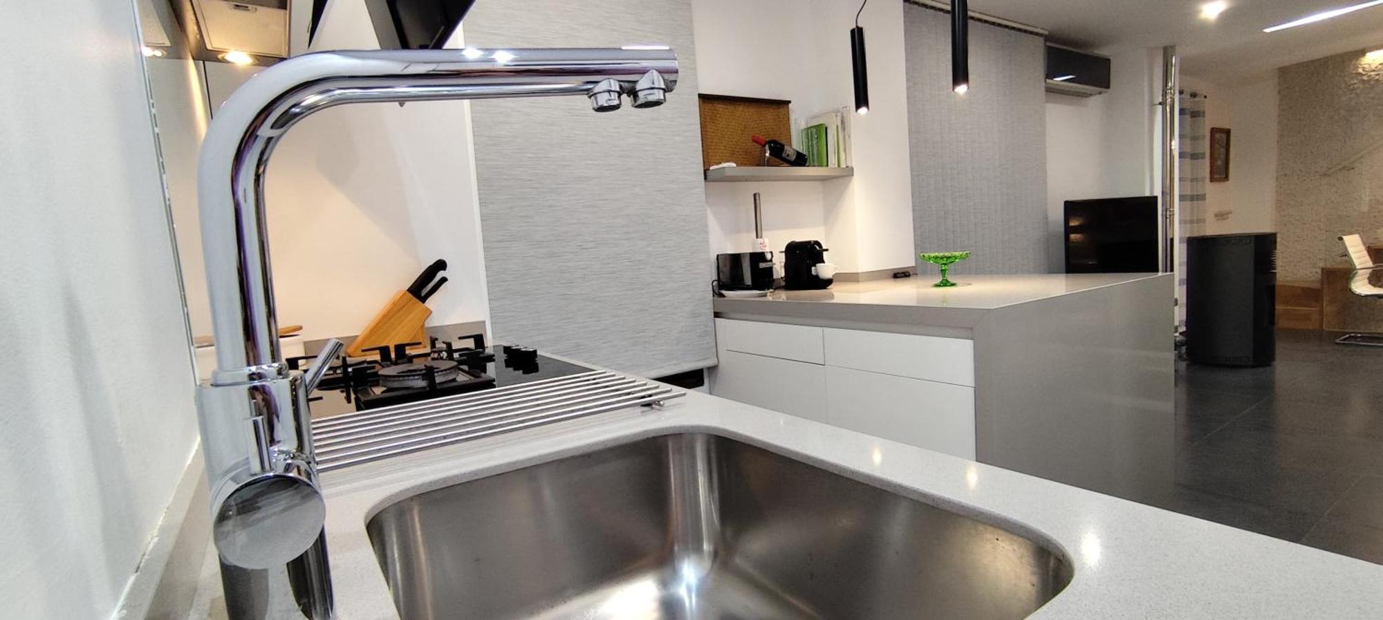 City Center Design House Гранада Экстерьер фото